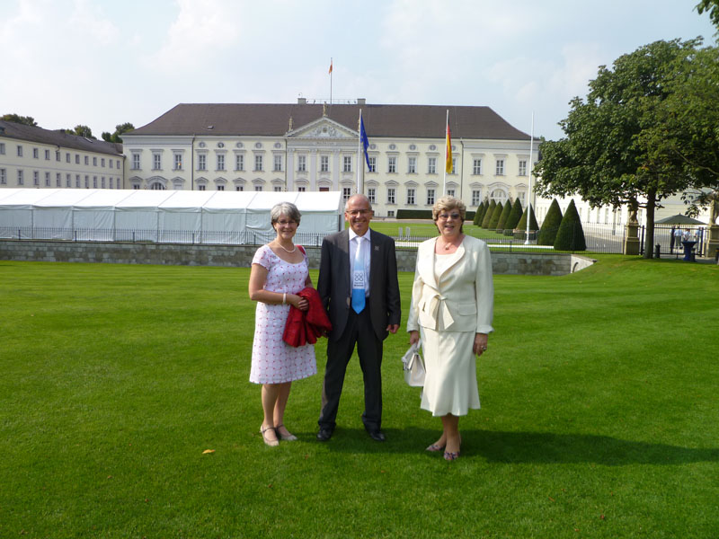 001_Wsl-Vertreter vor Bellevue_kl